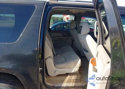 2007 GMC Yukon Xl 1500 Commercial Fleet z USA, uszkodzony, nr VIN 1GKFC16087R237909